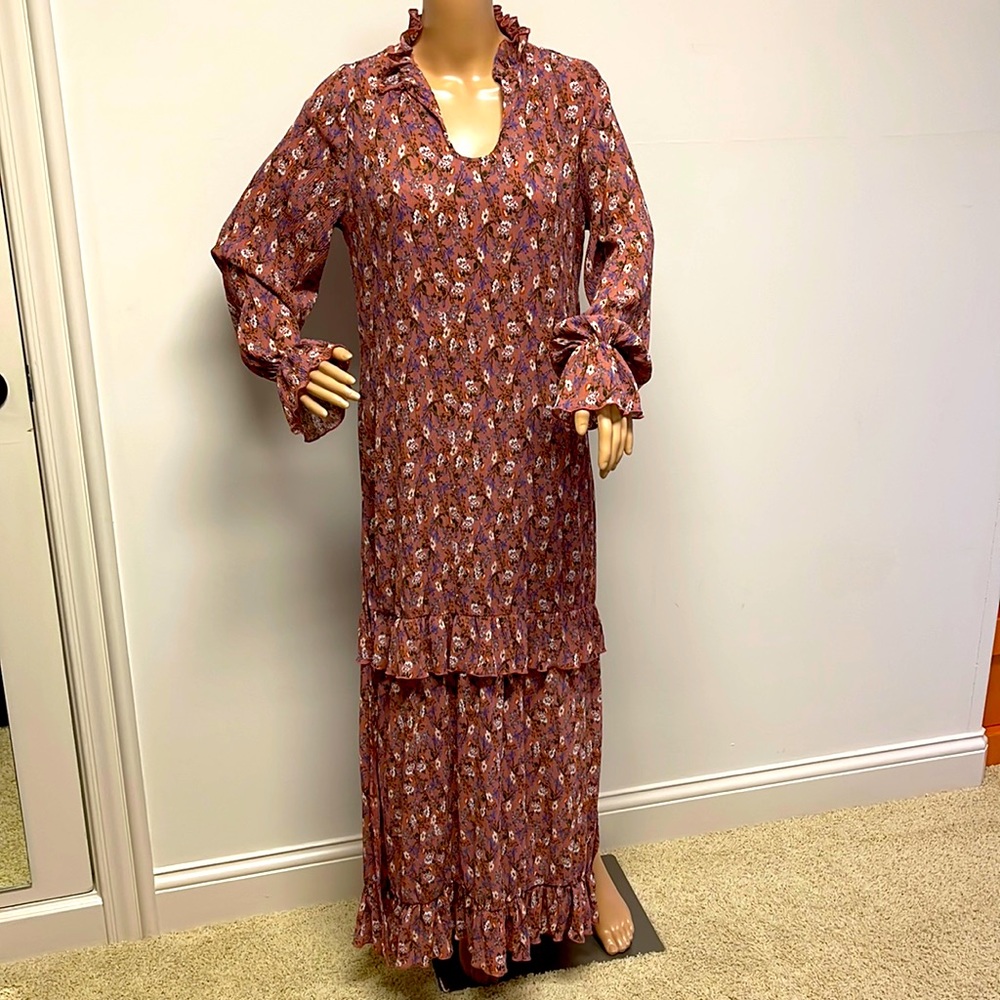 Nasty Gal Long Sleeve Mauve with Dainty Florals Maxi Long Dress size 4